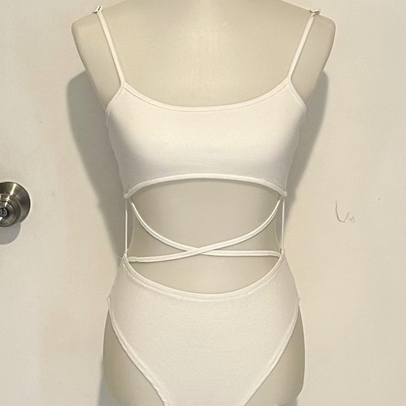Adika Bodysuit‎ - Size S. - Picture 1 of 8